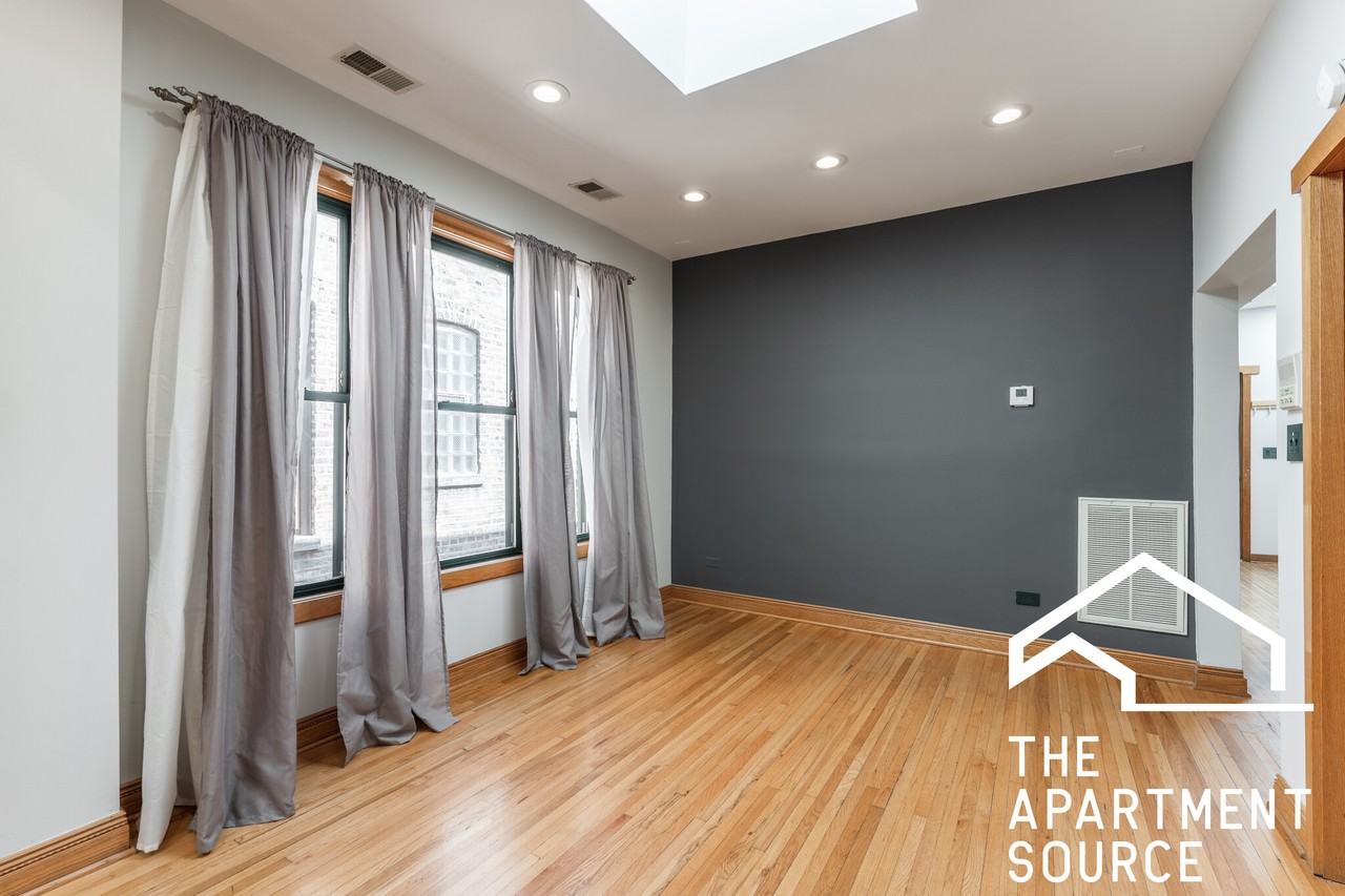 743 N Saint Louis Ave #2F - Photo 2 of 14