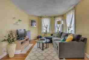 featured image of 22 Martin St #22