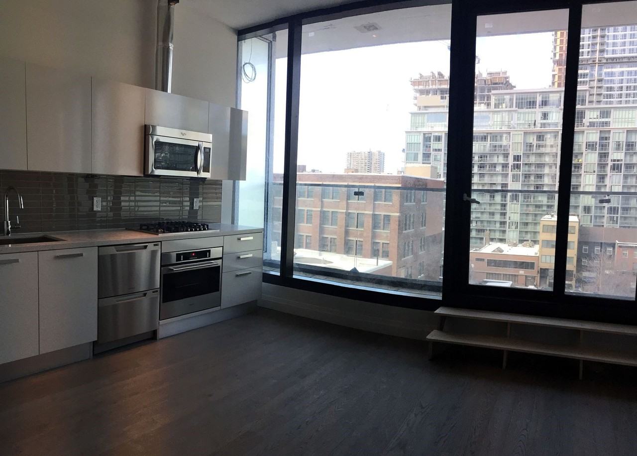 224 King Street West #602