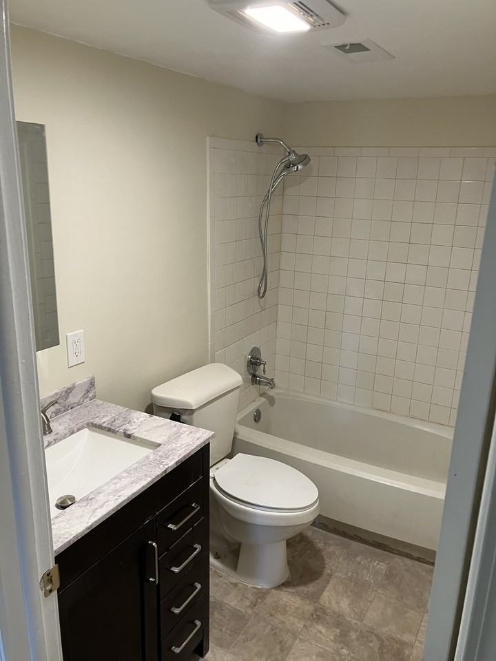 500 Bowie Dr #111 - Photo 5 of 8
