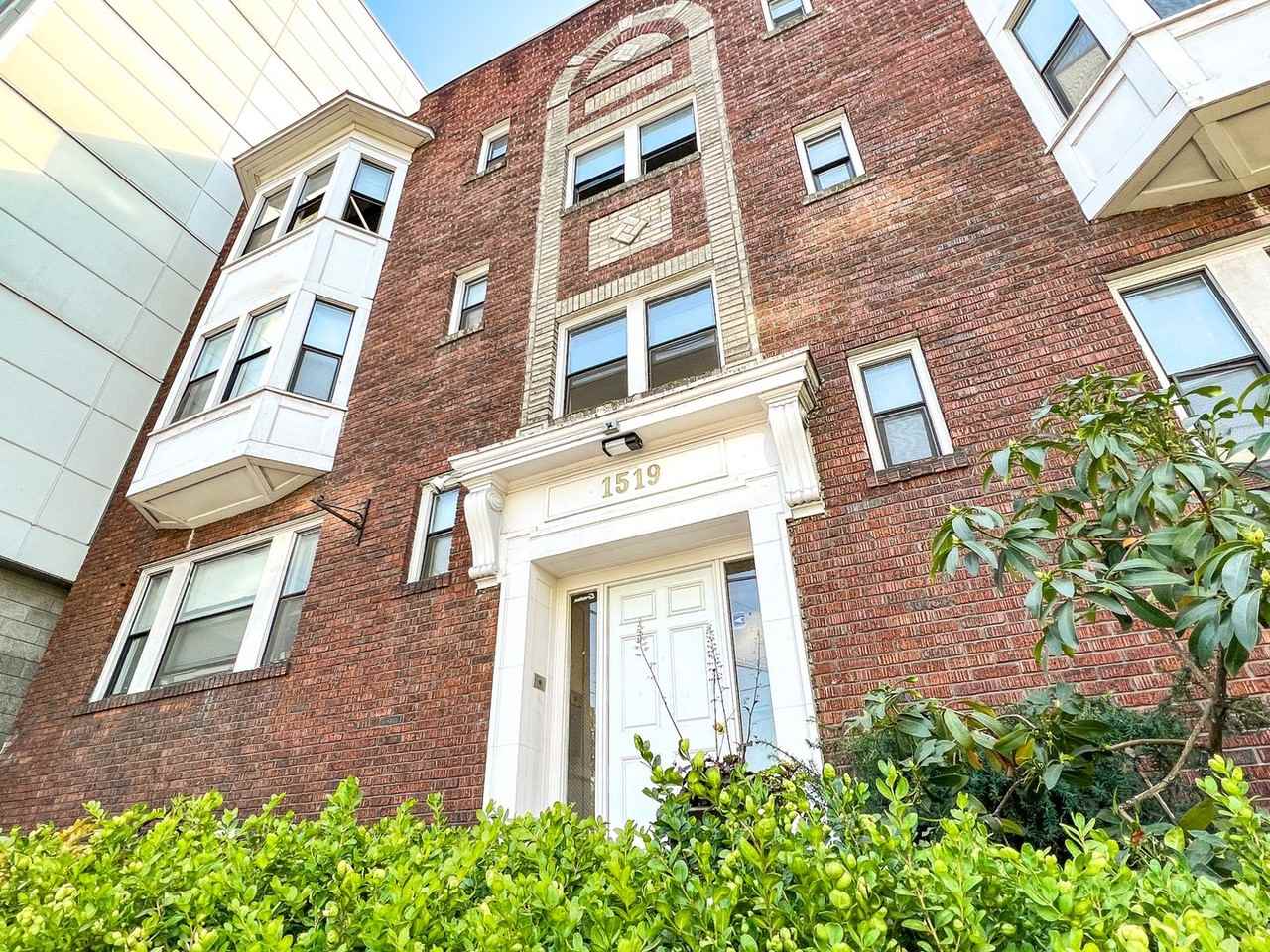 Madison Court - Photo 7 of 16