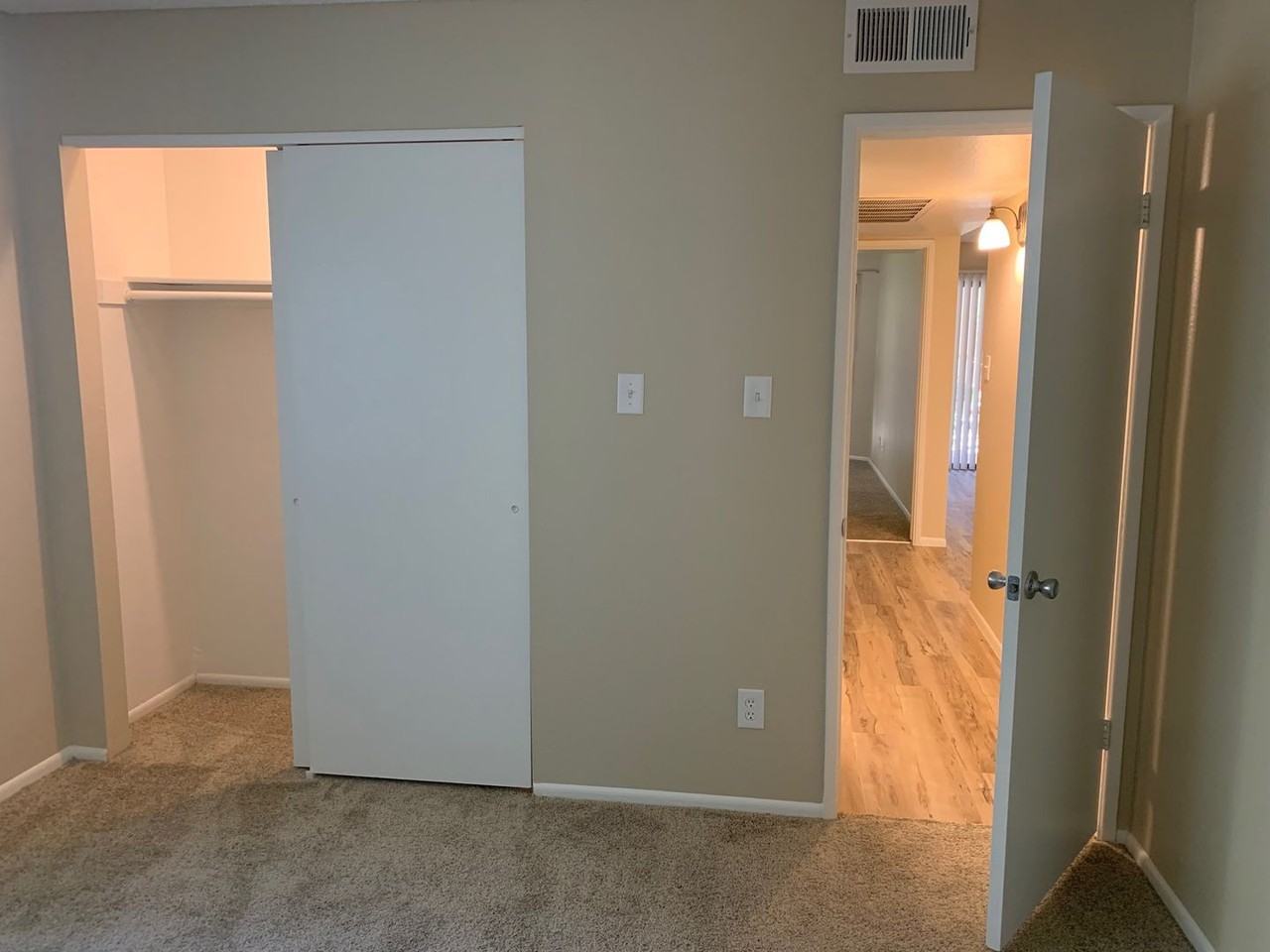 Papago Park Apartments - Photo 7 of 9