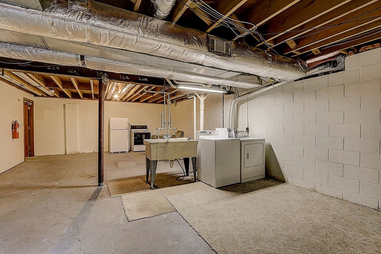 1620/1624 S 90th Street - Photo 2 of 2