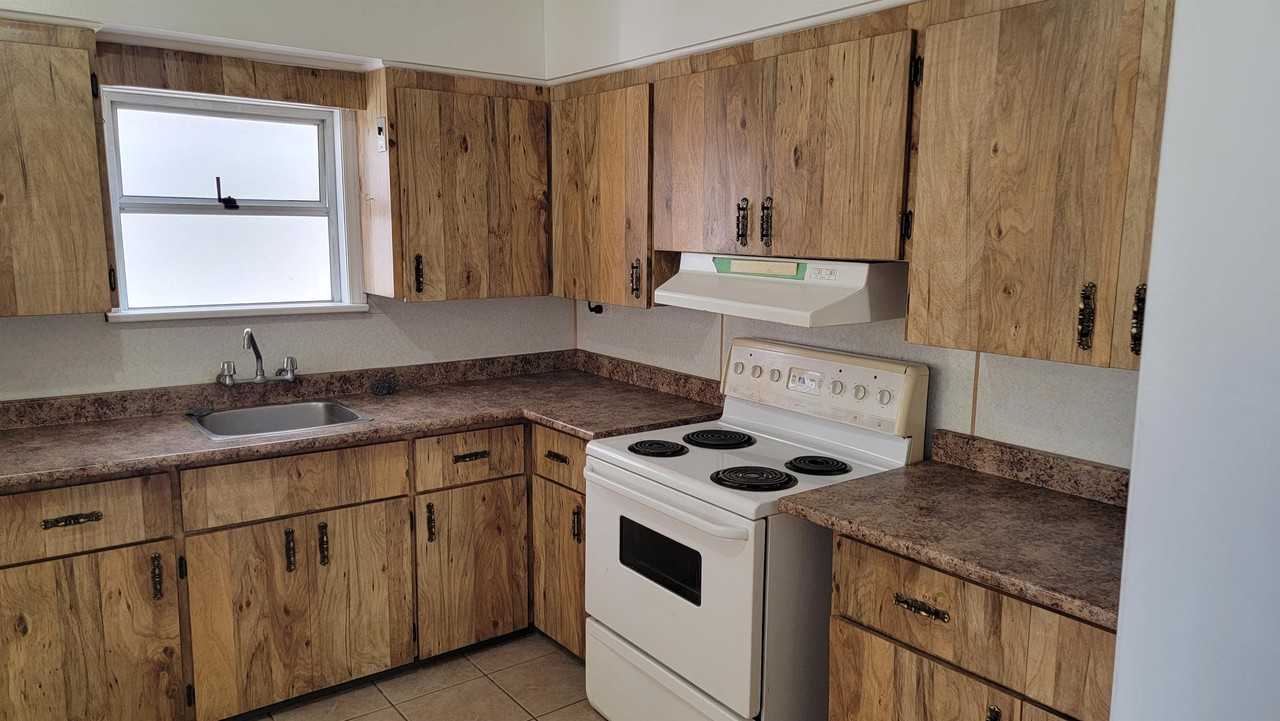 454 55th Ave E - Photo 3 of 20