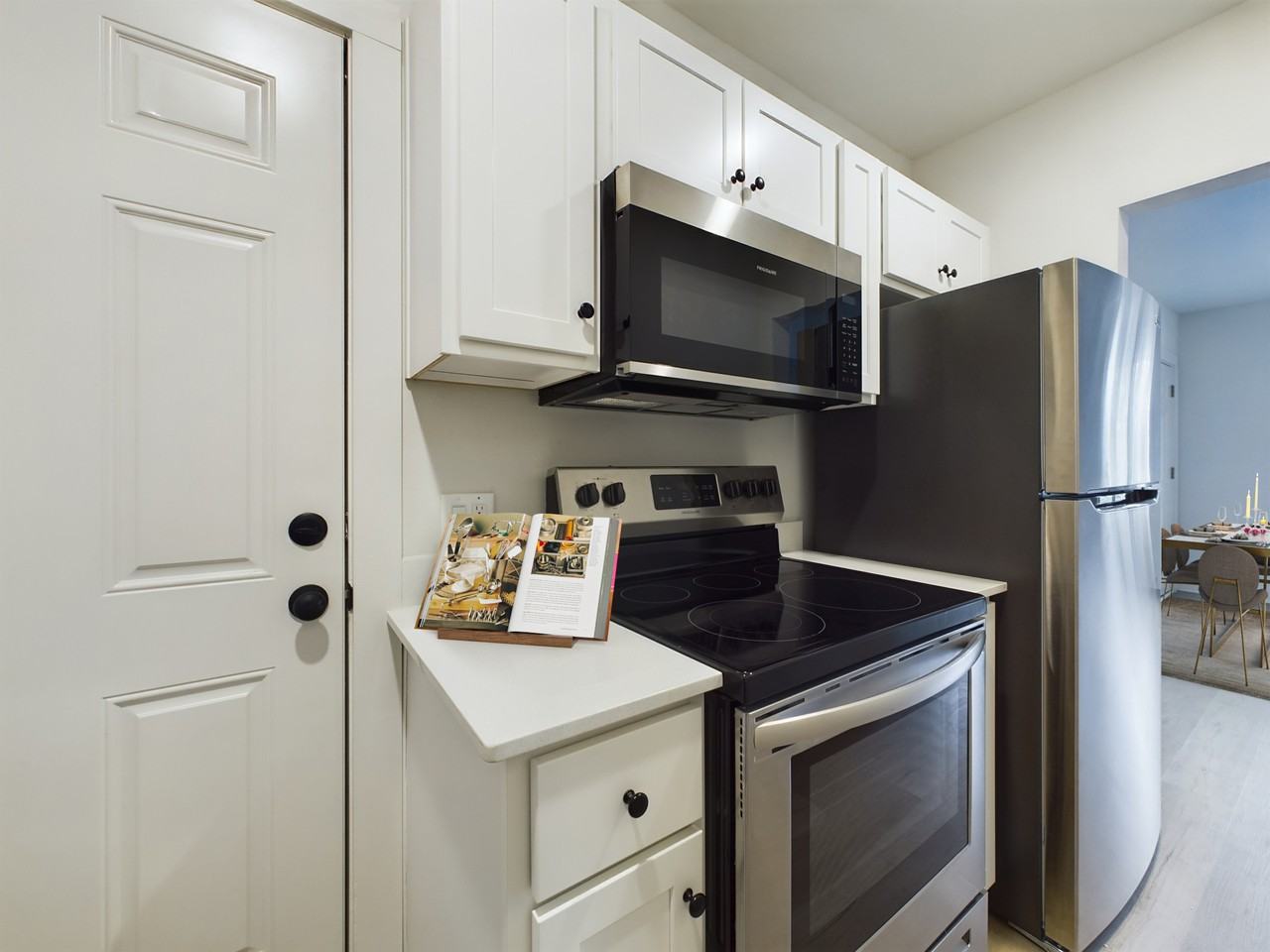 2 E Sunset Ave #1 - Photo 3 of 9