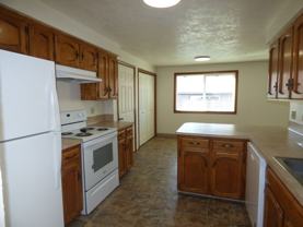 2081 Elmwood Dr S - Photo 1 of 1