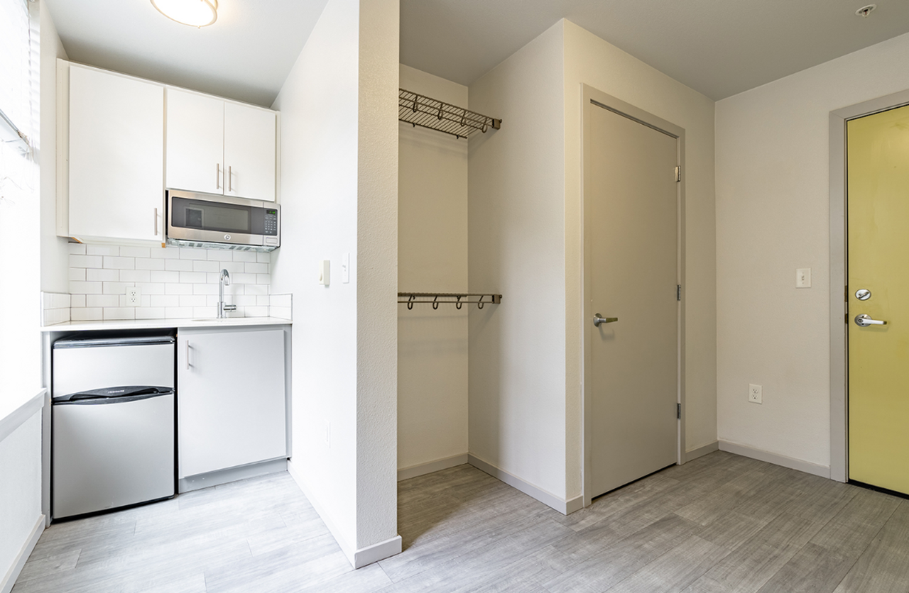 Alcove Northwest - Photo 3 of 26