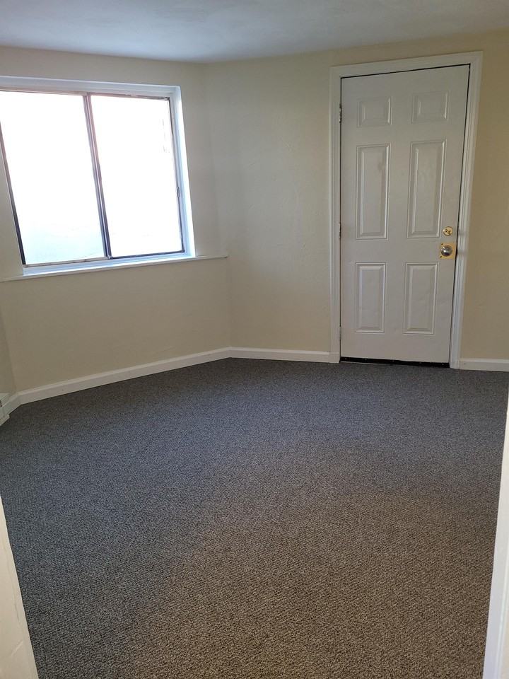 69 Austin St #69AUSTIN - Photo 2 of 7