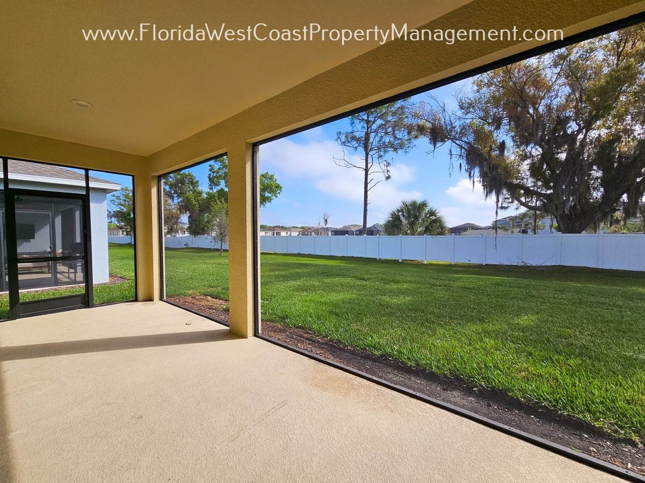 5819 Oak Bridge Ct - Photo 4 of 22