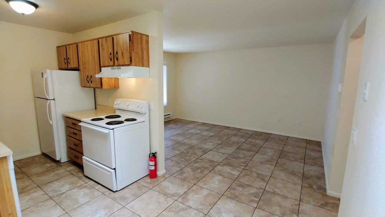 3040 N. Starlight Drive - Photo 3 of 14