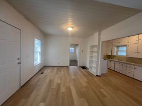 LH217 - Photo 1 of 1