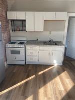 featured image of 703 E 14th St