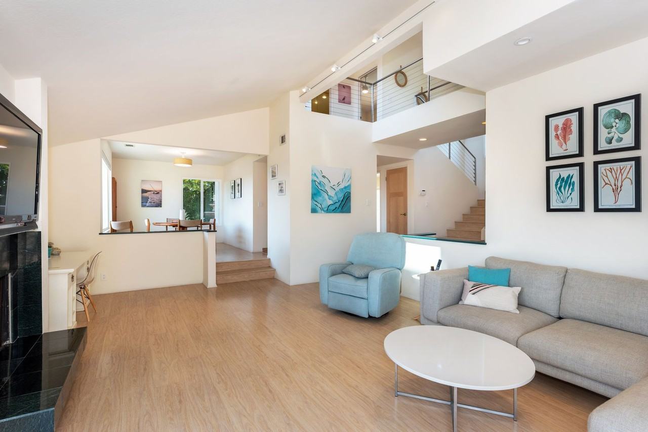 407 Vista De La Playa Ln - Photo 4 of 25