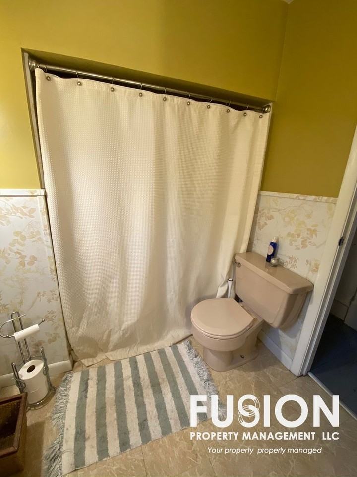 54 Elm St - Photo 2 of 30