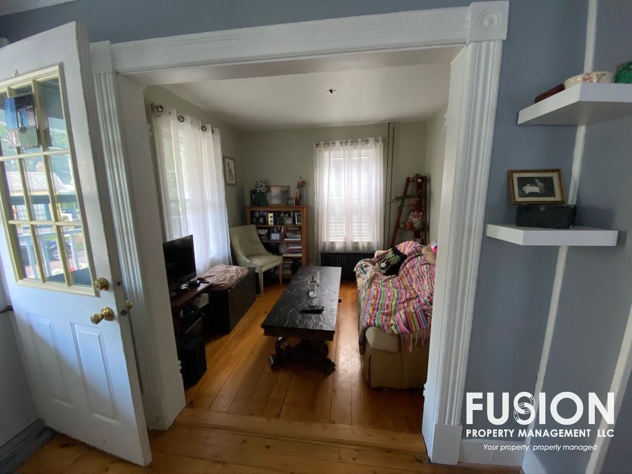 54 Elm St - Photo 5 of 30