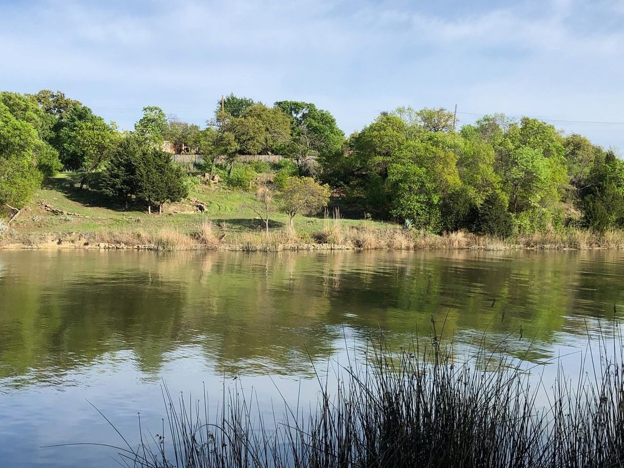 8633 Heron Dr - Photo 2 of 25