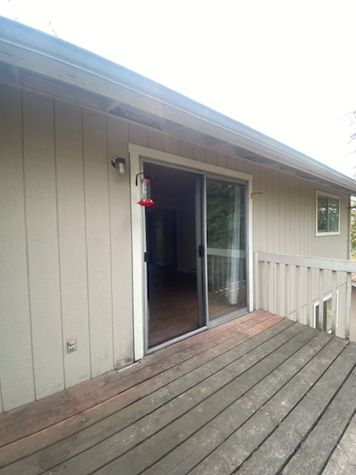 177 W C St #7 - Photo 3 of 17