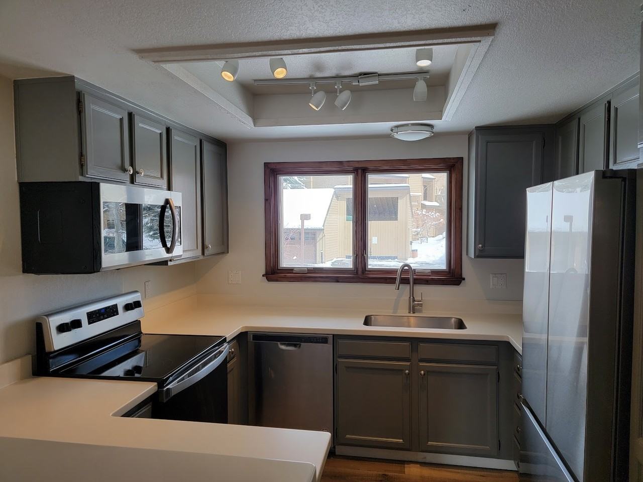 2612 Ridge Ln #12 - Photo 2 of 29