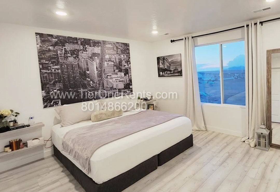 8455 W Bowie Dr - Photo 7 of 9