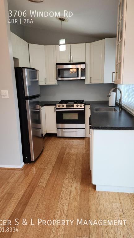 3706 Windom Rd - Photo 2 of 30