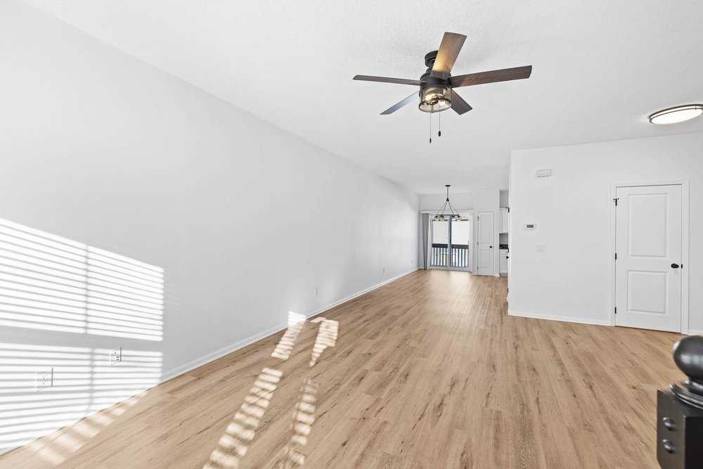 207 Se Booth Ave #207 - Photo 6 of 31