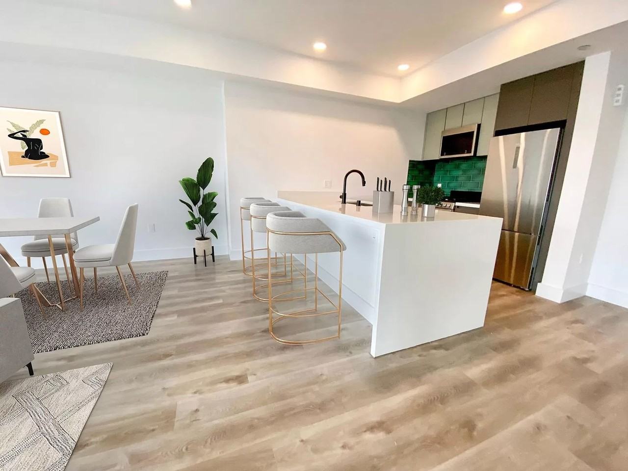 On Butler - Photo 4 of 14