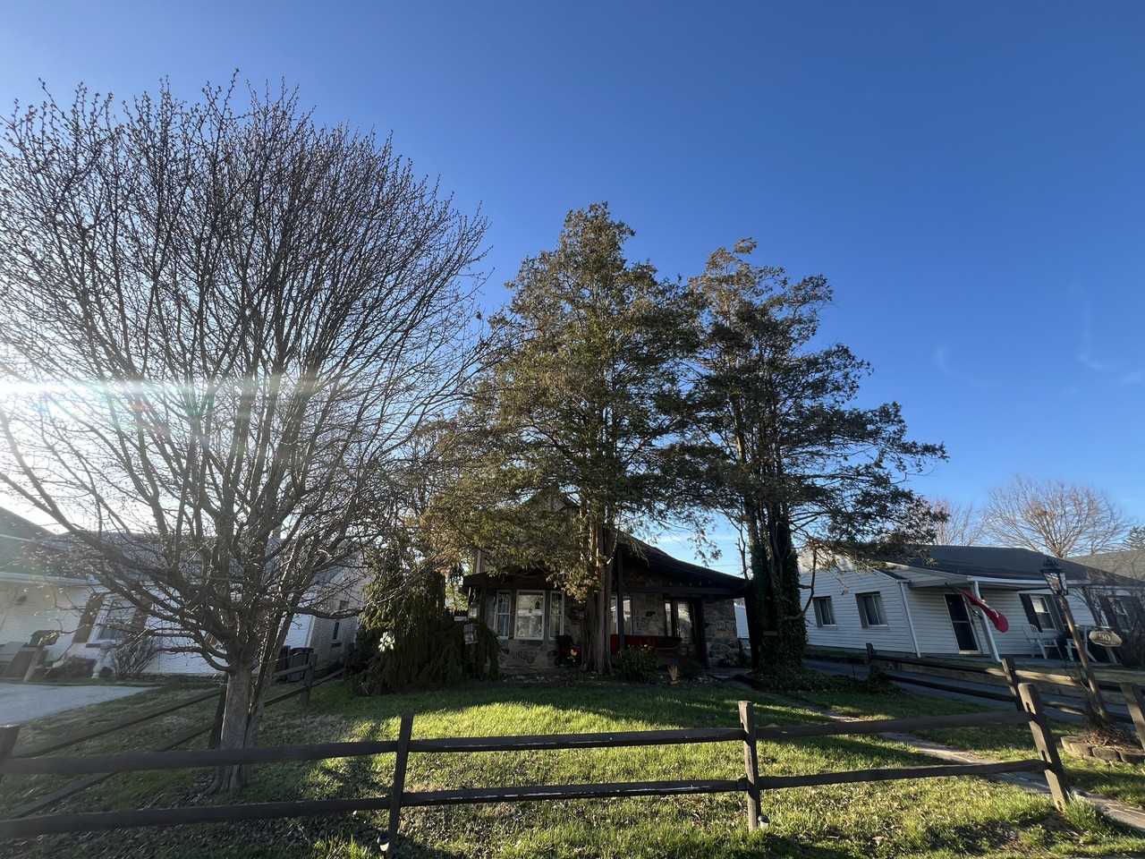 90 Florence Ave #NA - Photo 2 of 50