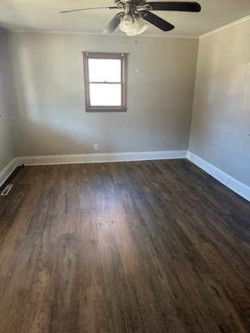 310 4th St - Photo 2 of 10