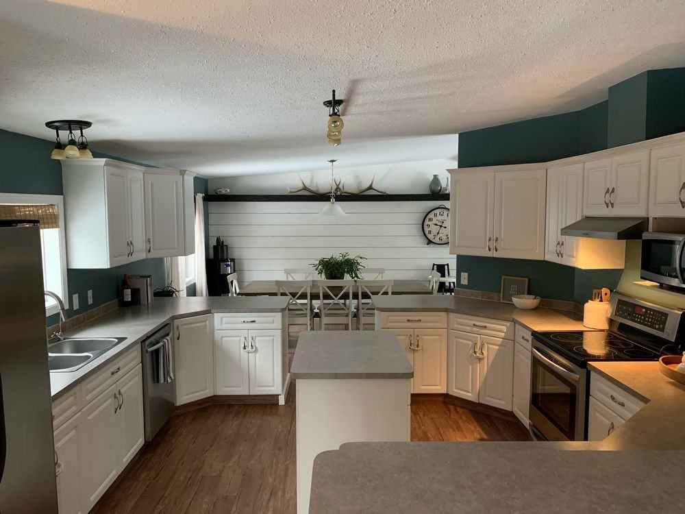 13749 283 Rd - Photo 2 of 19