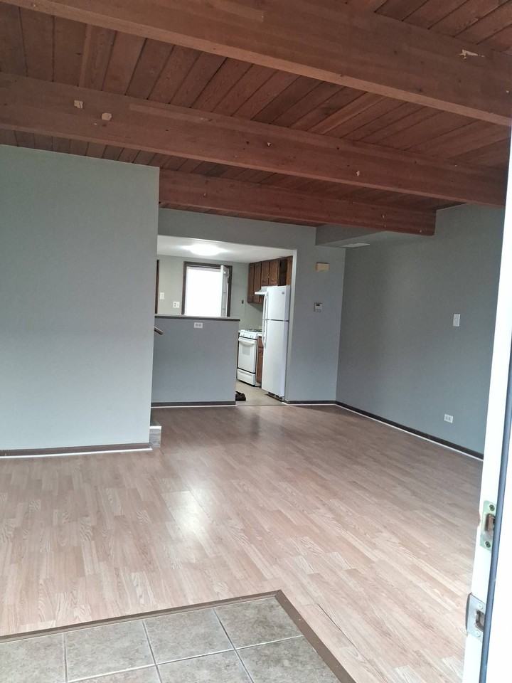 485 Meadow Green Ln #1 - Photo 5 of 10