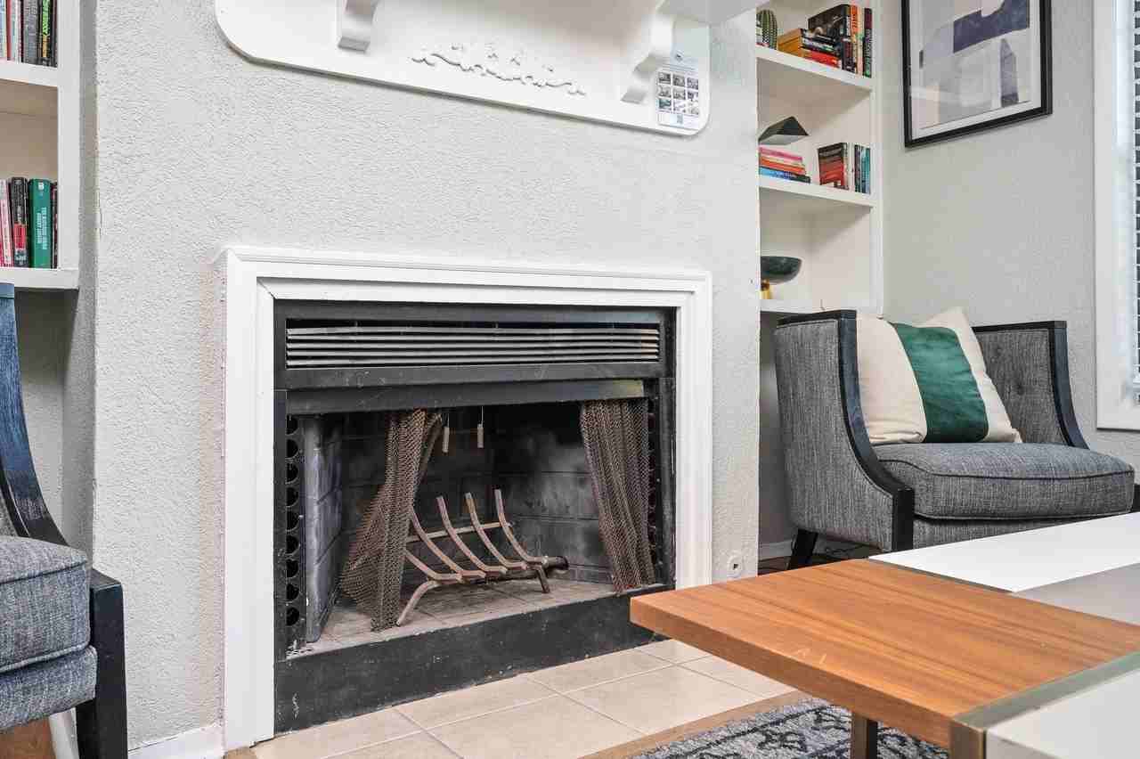 3092 Destin Cir #3 - Photo 2 of 34