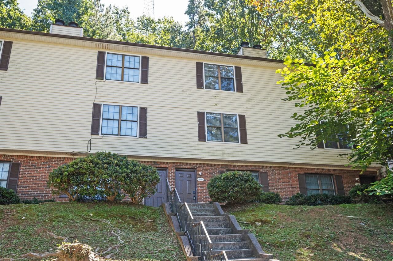 3092 Destin Cir #3 - Photo 6 of 34