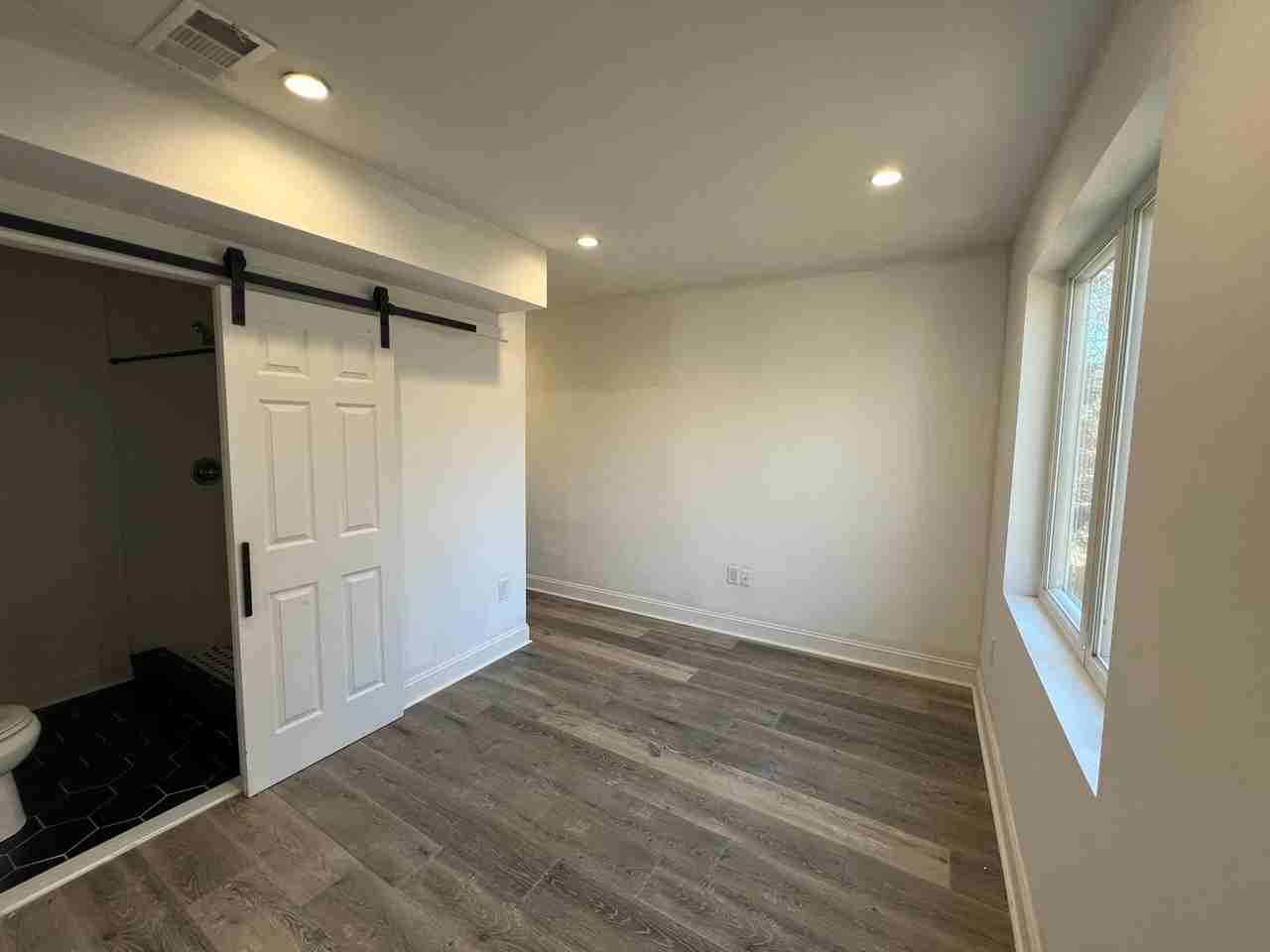 1622 N Bouvier St - Photo 2 of 21