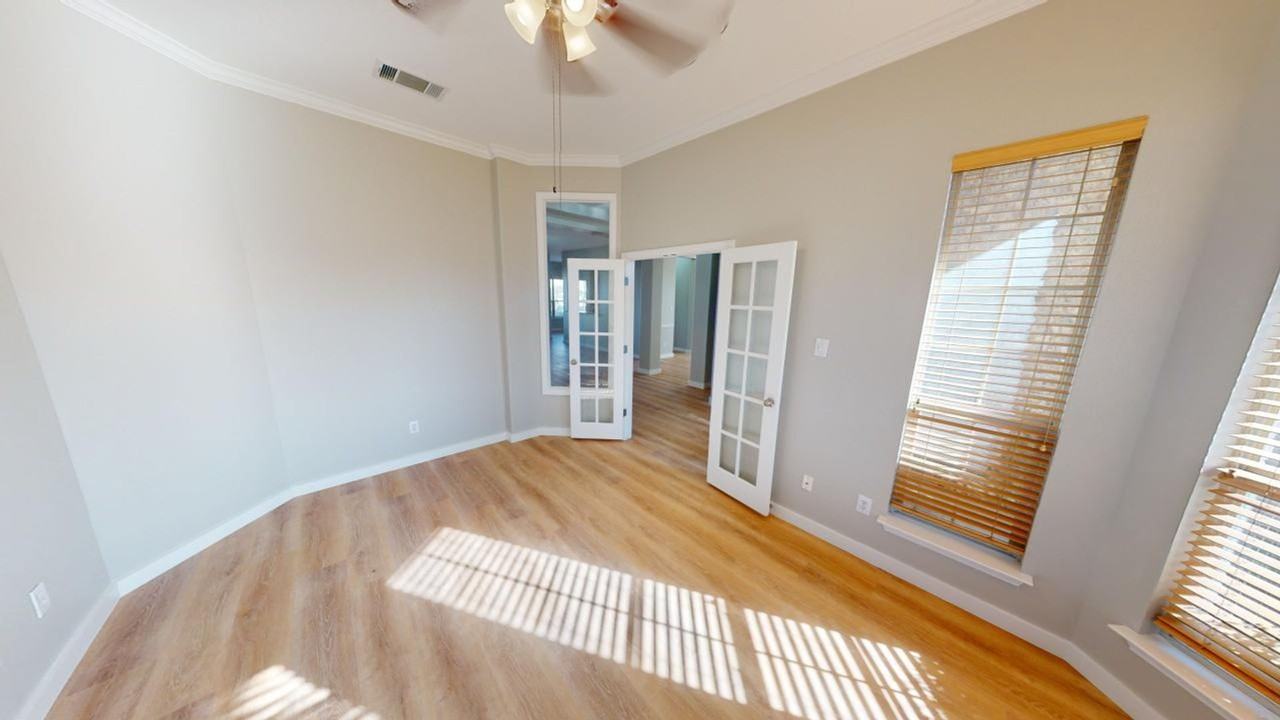 20717 Bellerive Dr - Photo 6 of 40