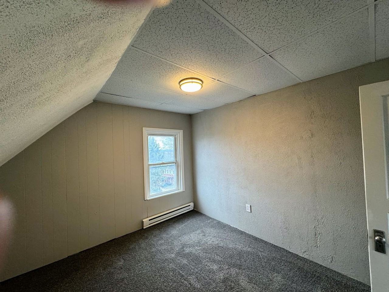 320 Orchard Pl - Photo 3 of 12