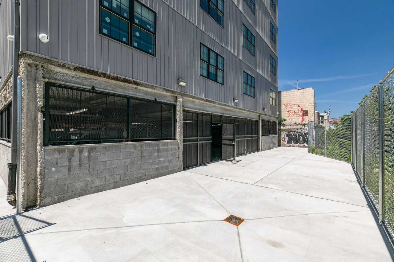 3045 - 51 Richmond St - Photo 6 of 6