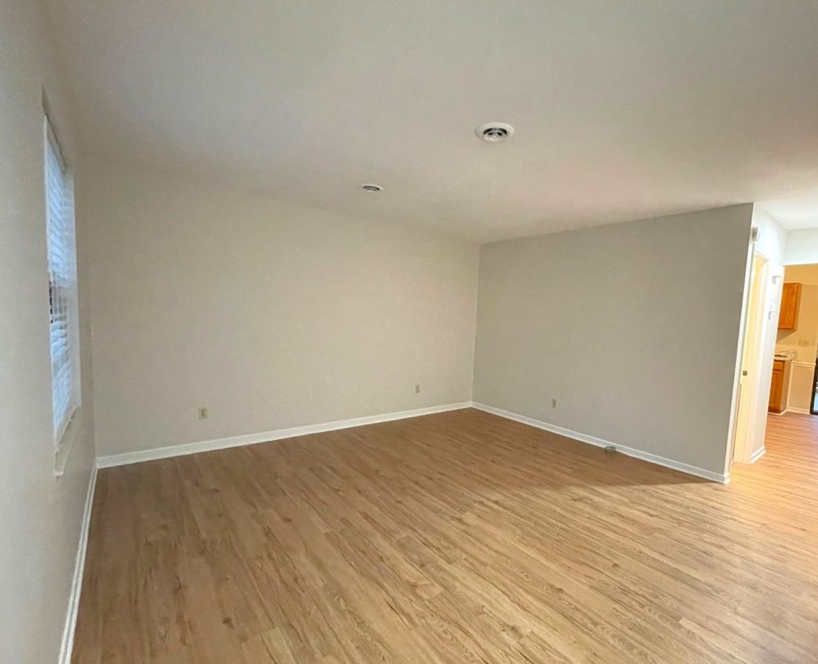 888 Proffitt Springs Rd - Photo 4 of 8