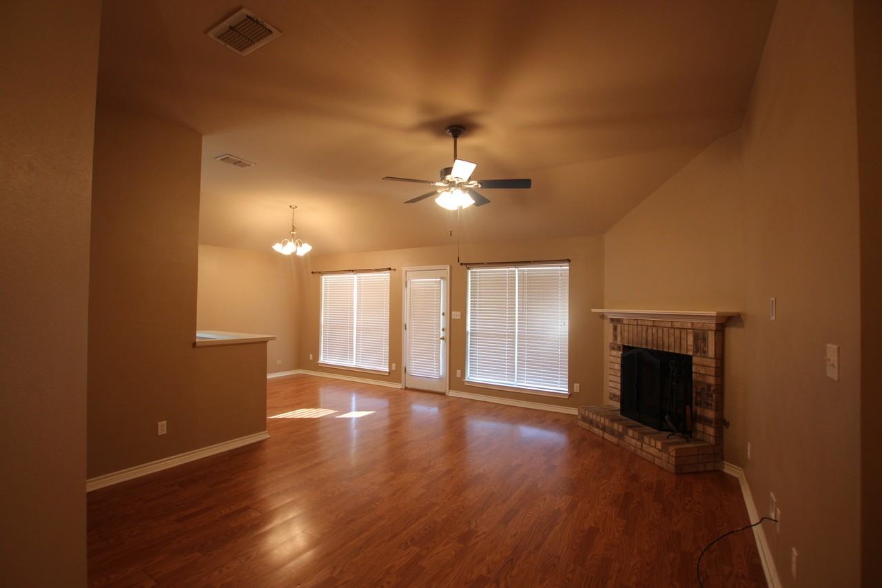 19896 County Road 172 - Photo 3 of 26