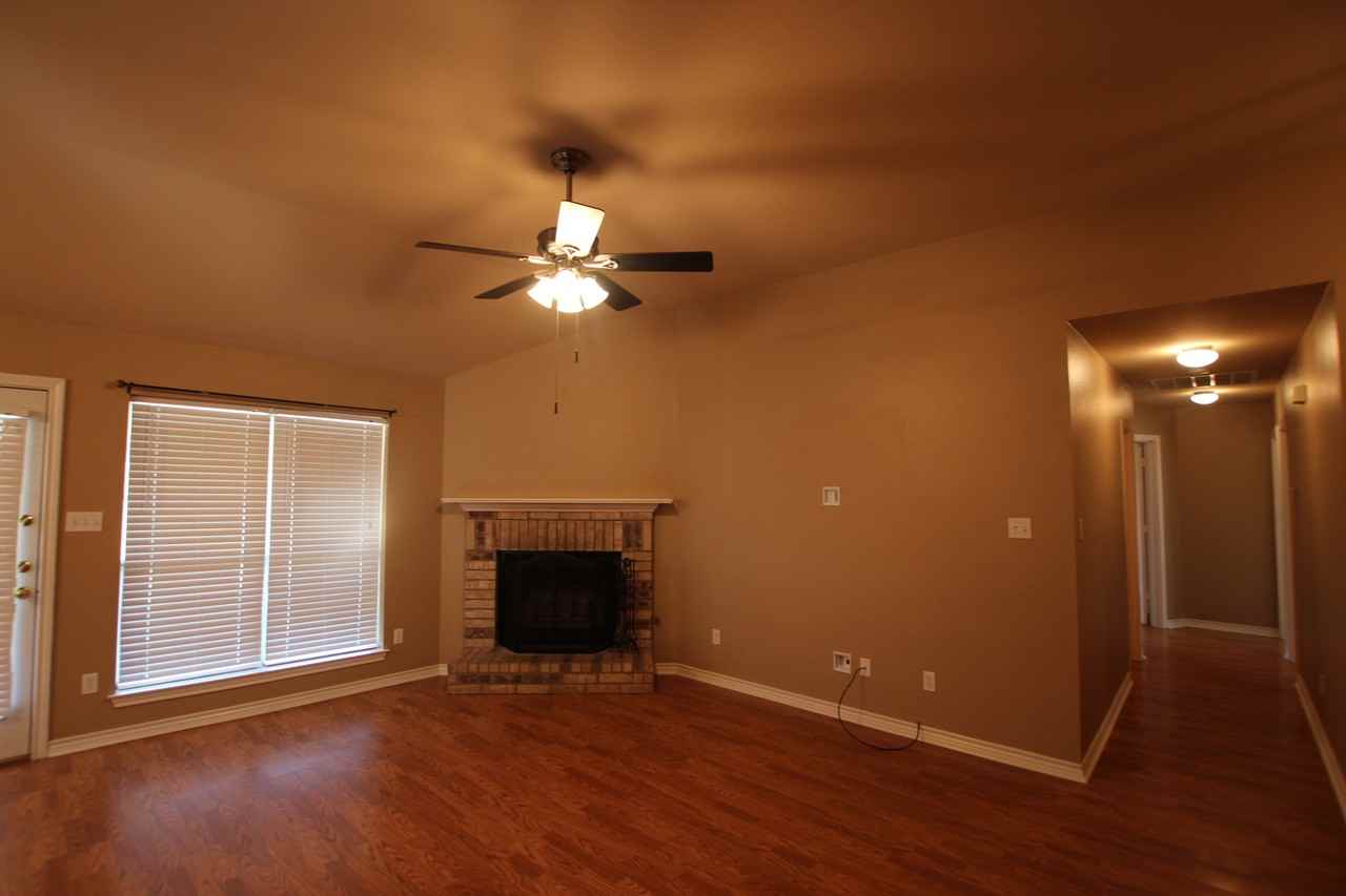 19896 County Road 172 - Photo 4 of 26