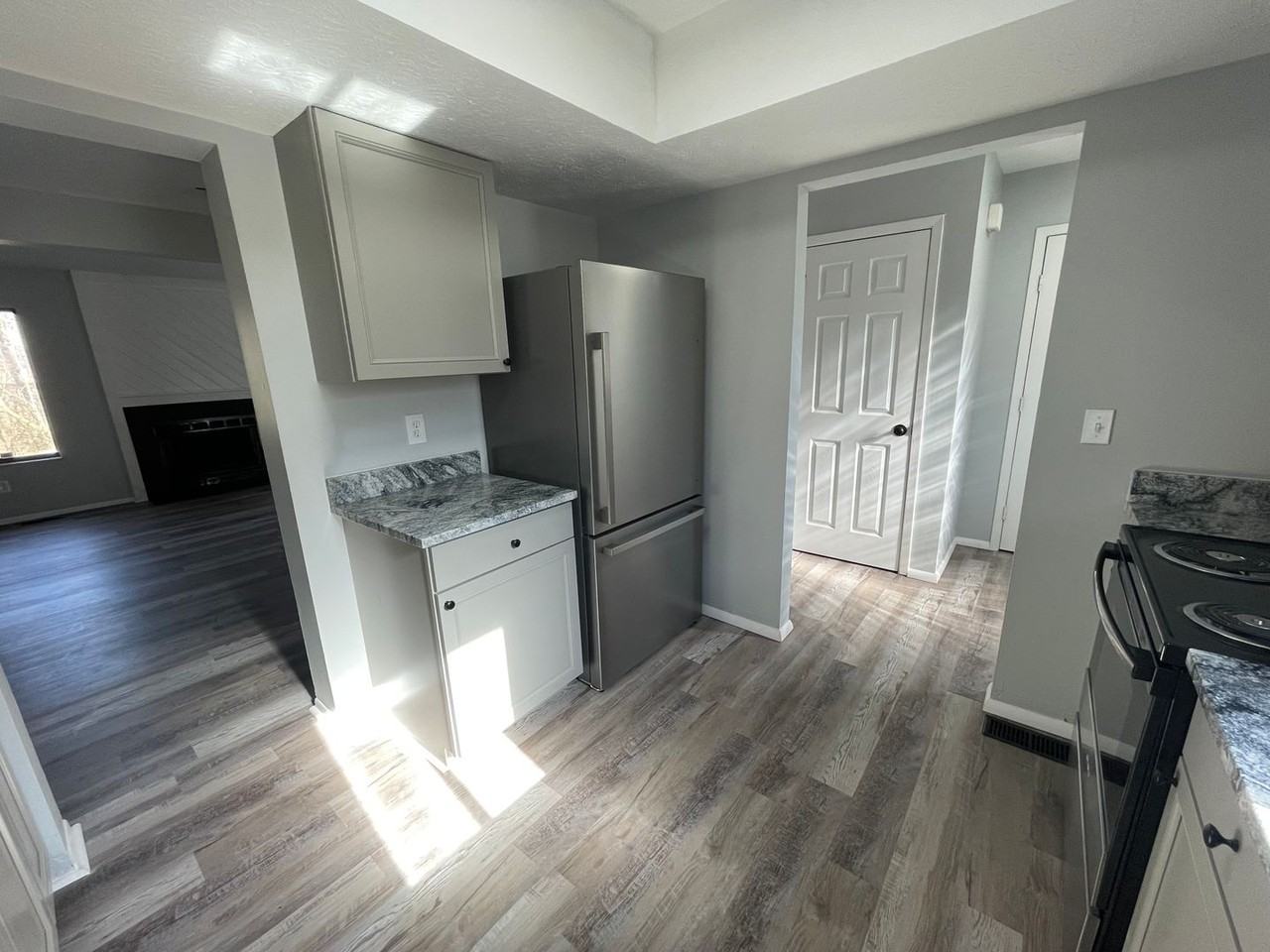 5105 Ormanton Dr - Photo 5 of 23