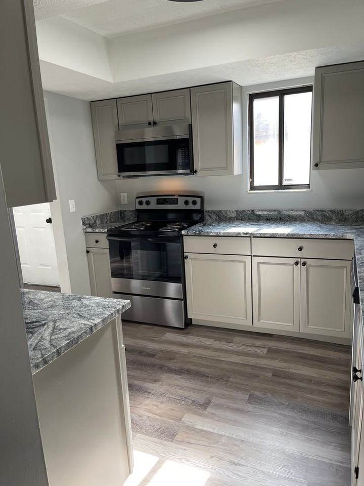 5105 Ormanton Dr - Photo 6 of 23