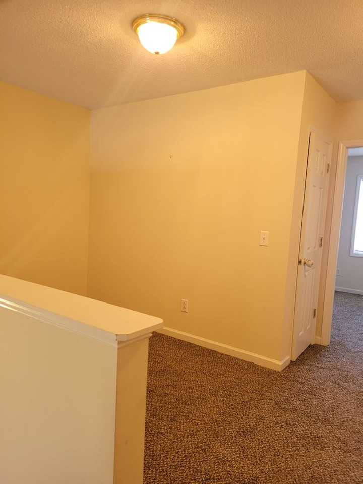 184 Bethania Oaks Cir - Photo 5 of 9