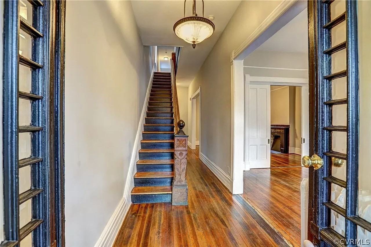 1305 Bainbridge St - Photo 3 of 16