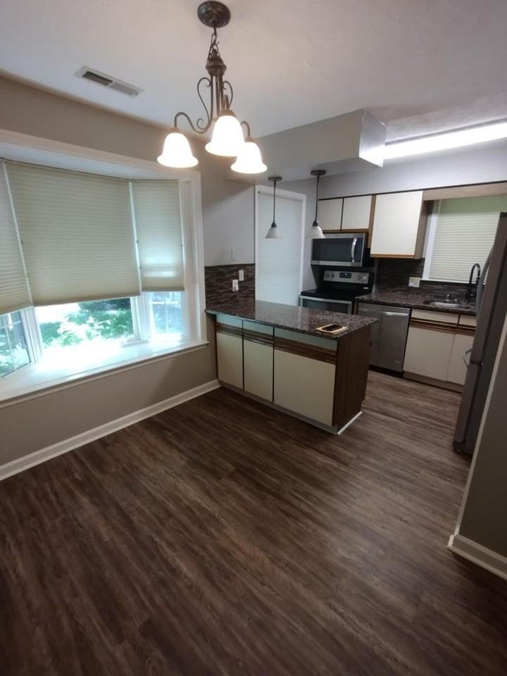 1316 Gray Hawk Rd #A - Photo 2 of 16