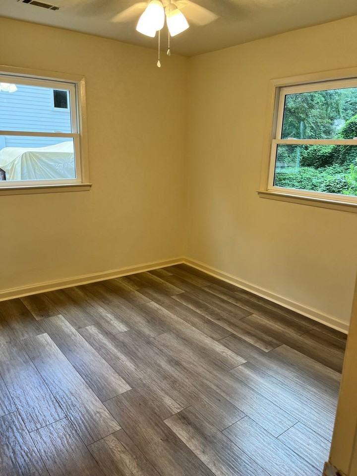 165 Hiawassee Ave - Photo 7 of 13