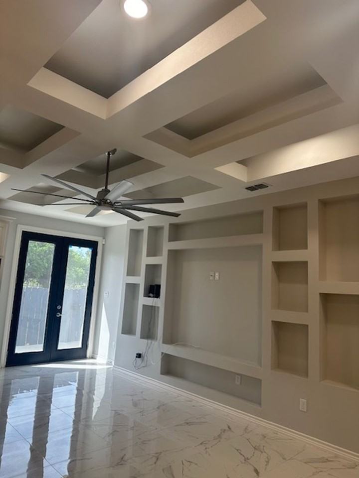 2913 N 36th St - Photo 3 of 22