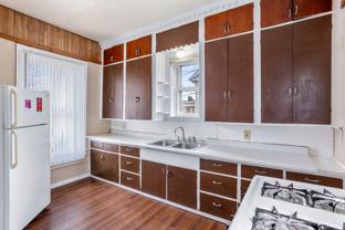 117 W. Division Street - Photo 1 of 1