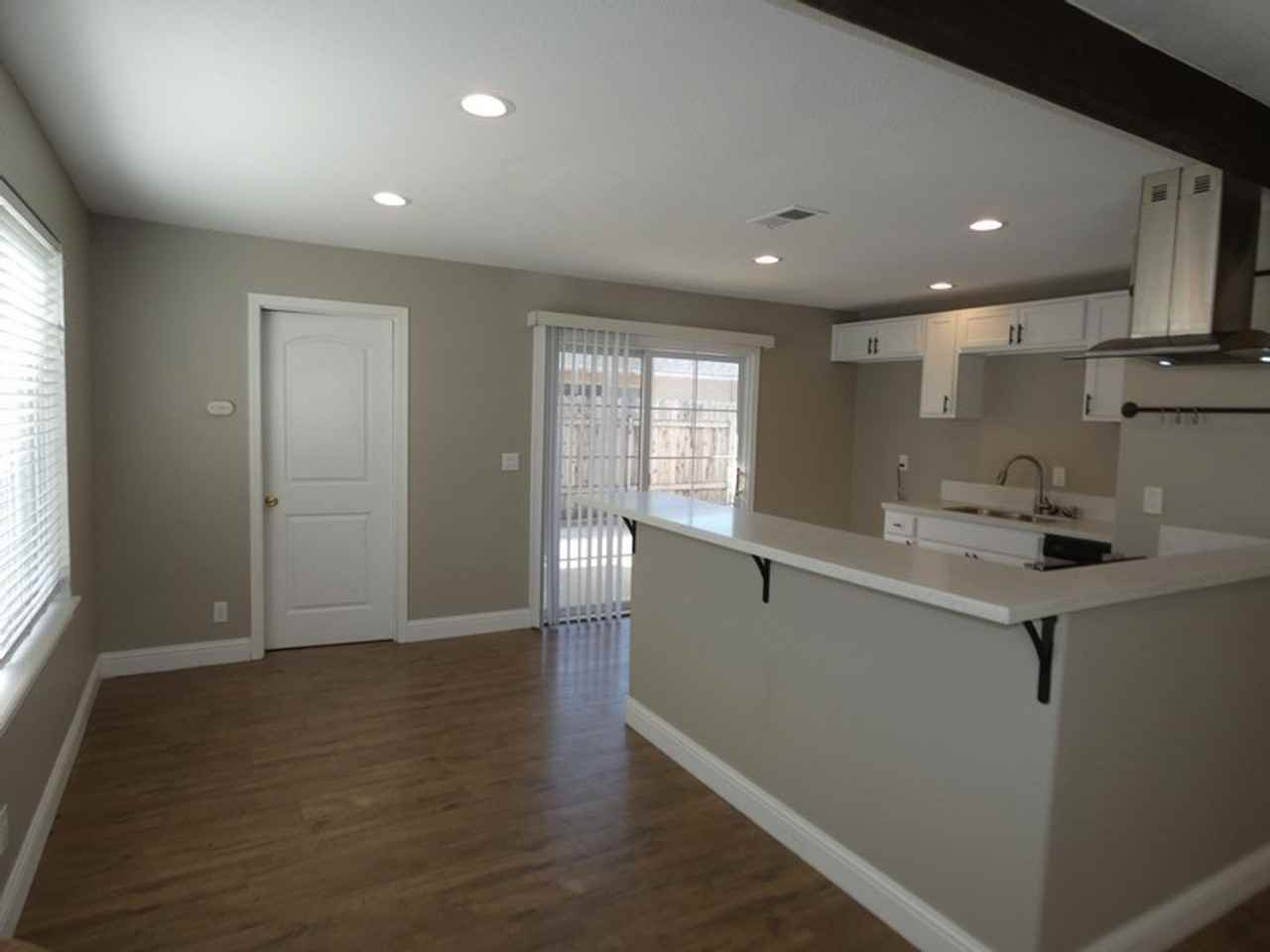 1356 22nd St - Photo 2 of 15