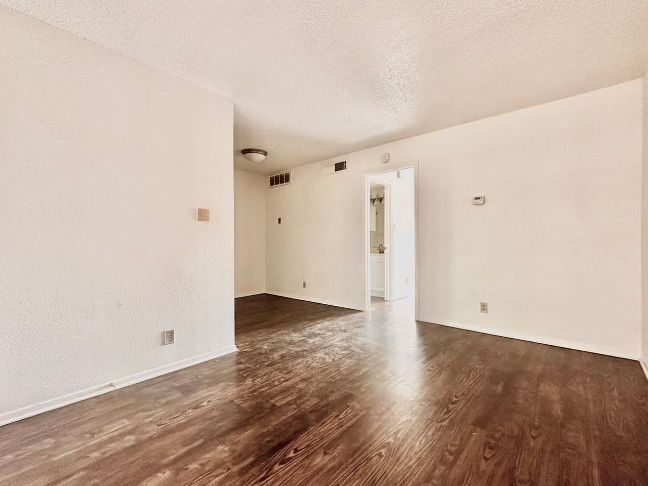 2803 Hemphill Park #B306 - Photo 2 of 7