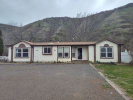featured image of 20296 Clearwater Dr